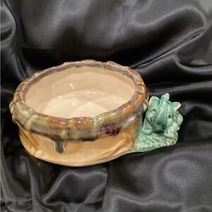 RARE Majolica VTG Elephant Planter/bowl..molded earthenware